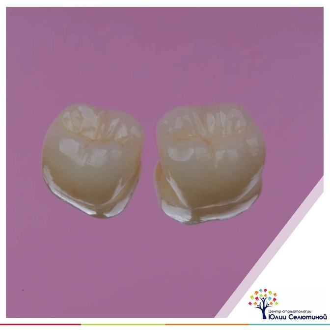 Как происходит восстановление зубов коронками 