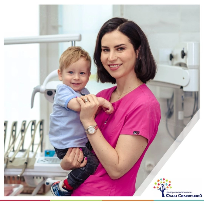 Профессиональная гигиена для детей: как врач располагает к себе ребёнка? 