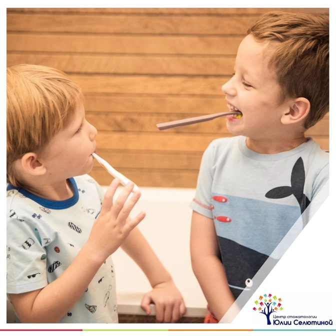 Жесткая зубная щетка: полезно ли это для зубов? 